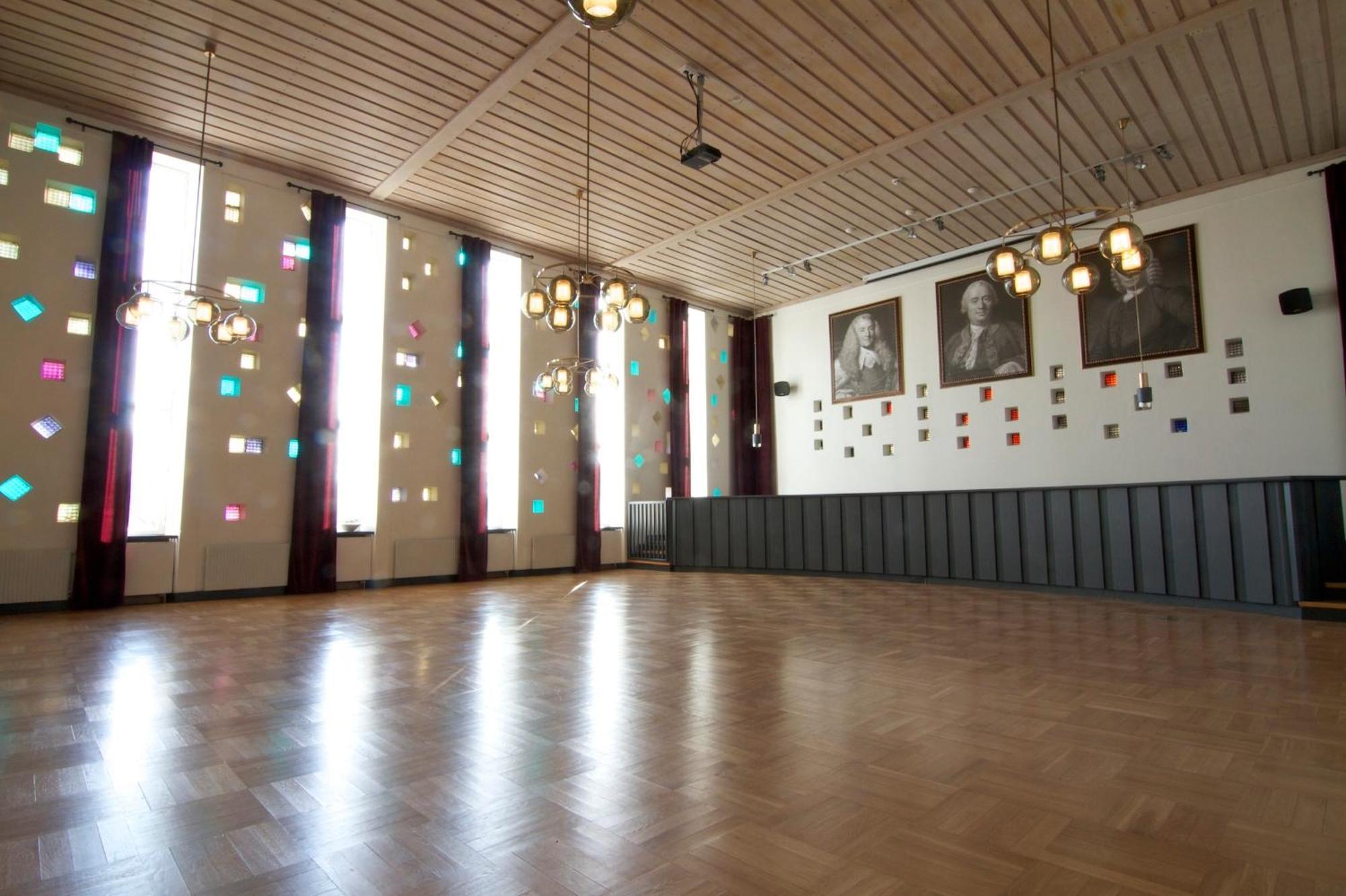 Hotell Tinget Sala Zewnętrze zdjęcie